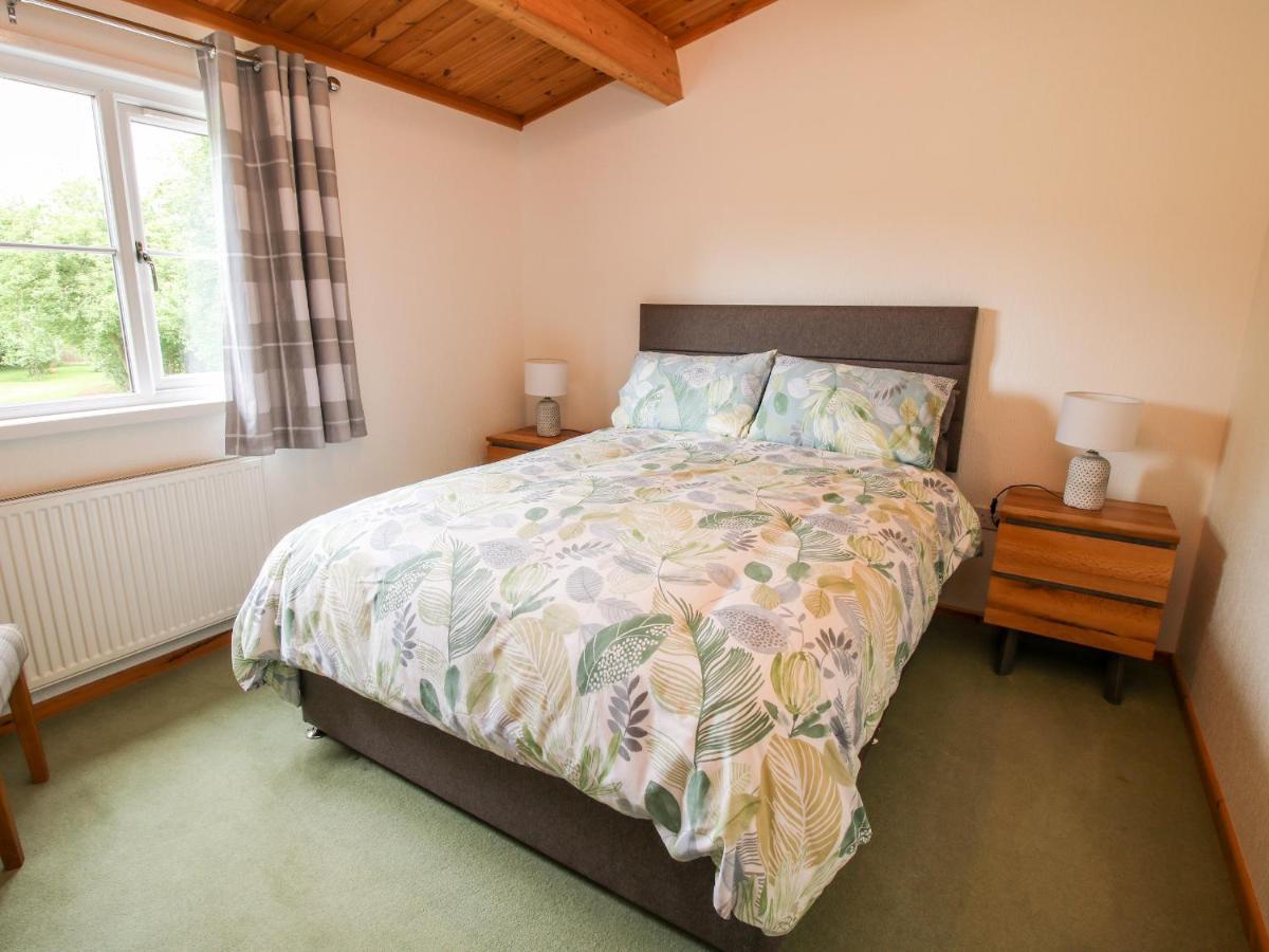 The Log Cabin Tenbury Luaran gambar